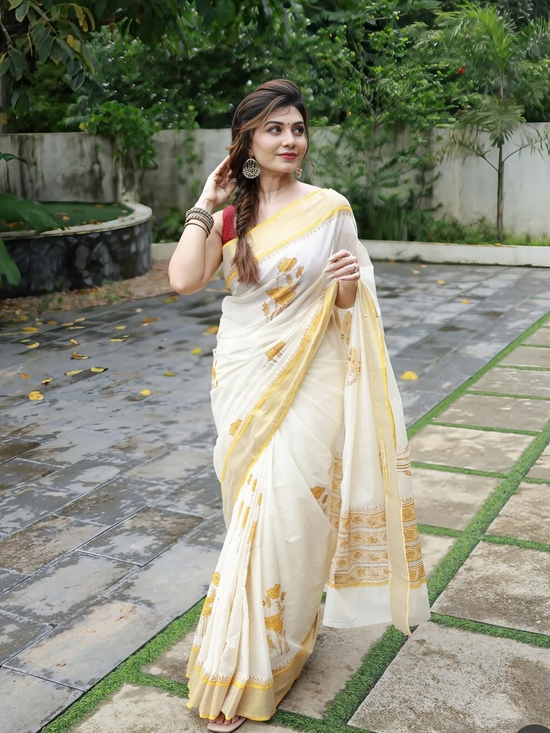 Soft Linen Saree