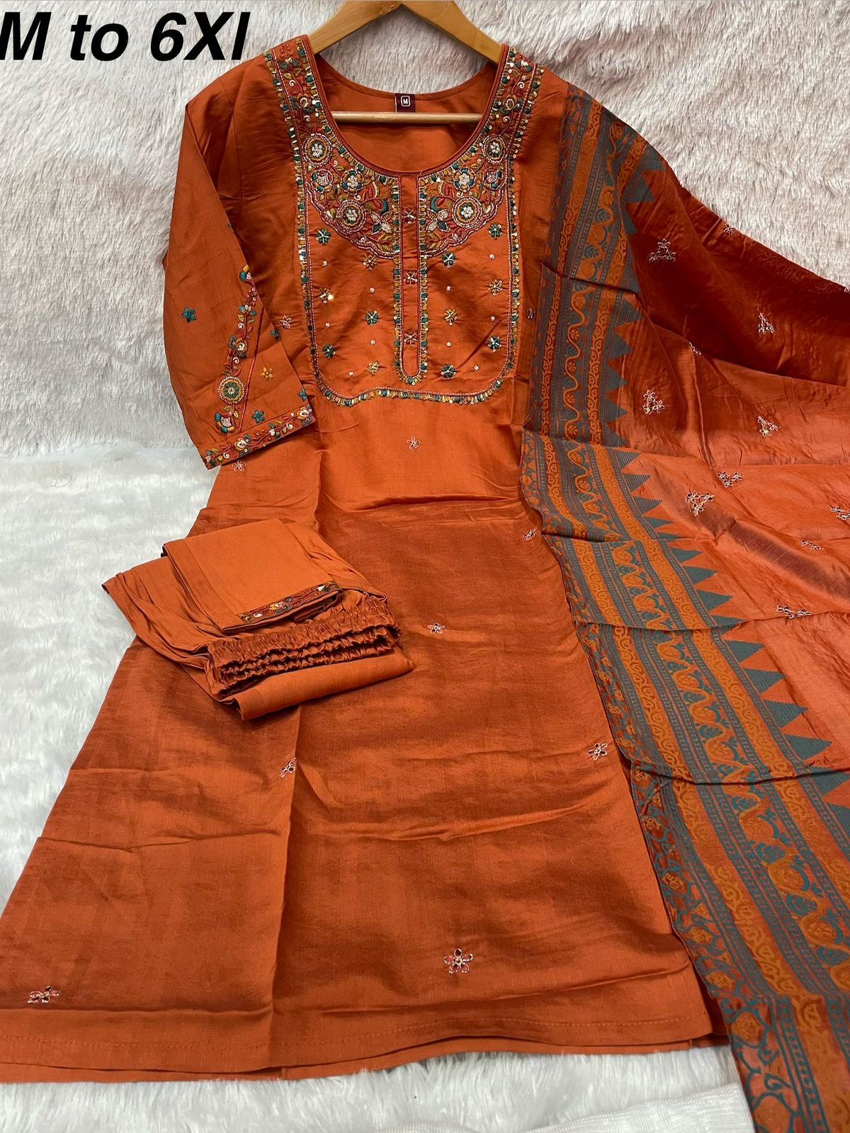 Designer Kurta Set (Stitched)
