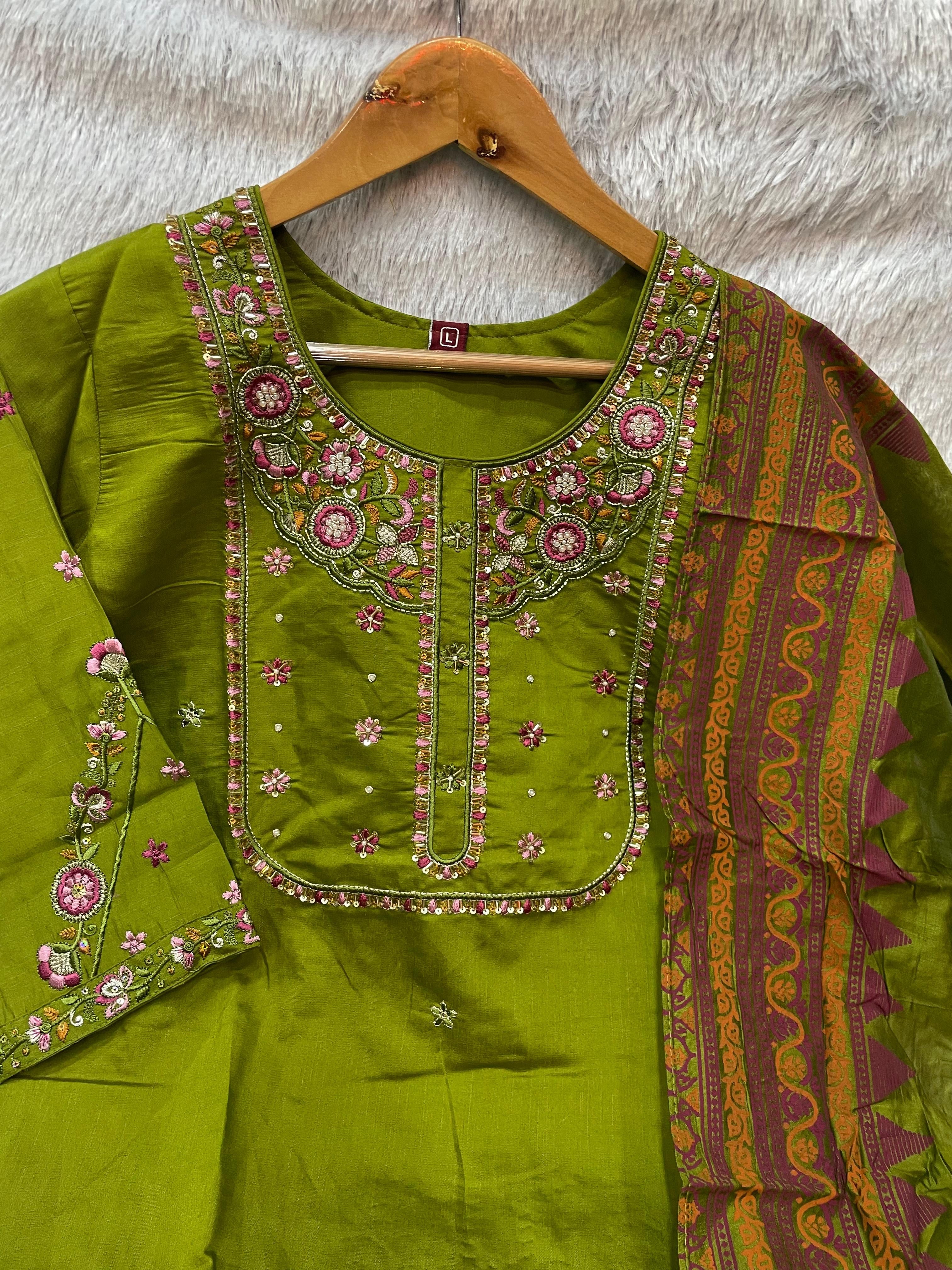 Designer Kurta Set (Stitched)