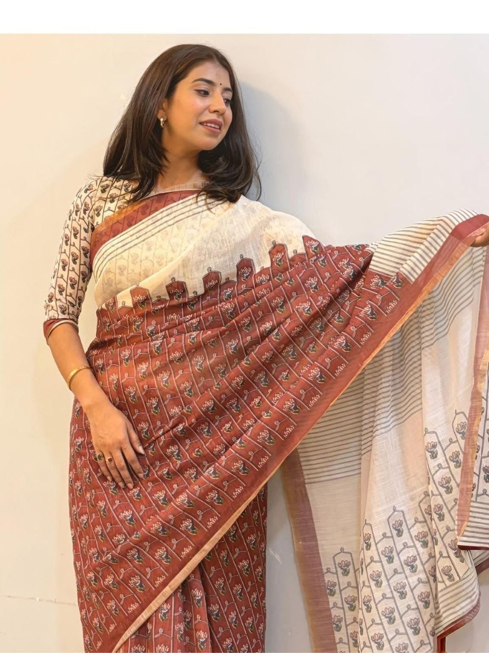 Soft Linen Saree