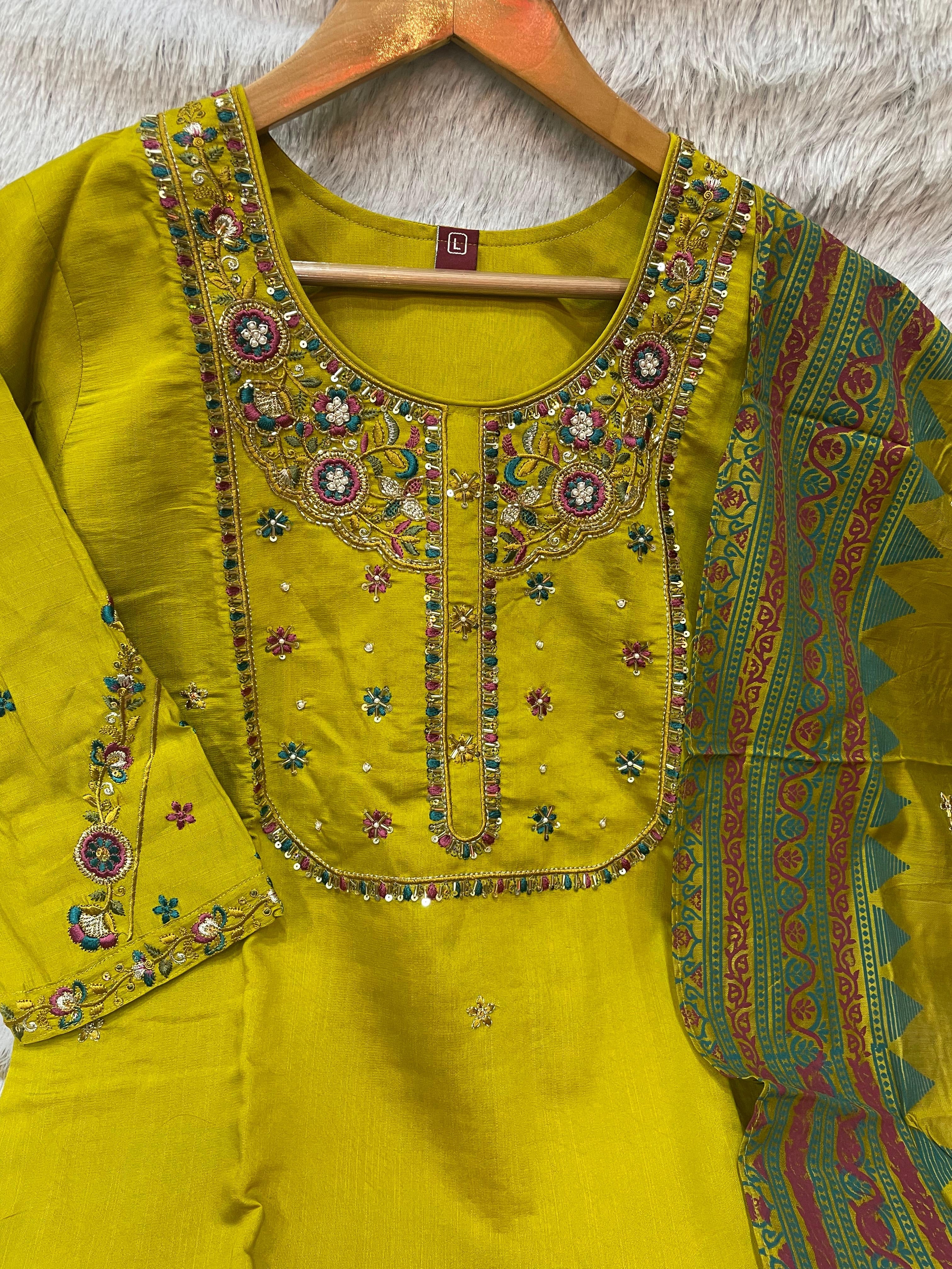 Designer Kurta Set (Stitched)