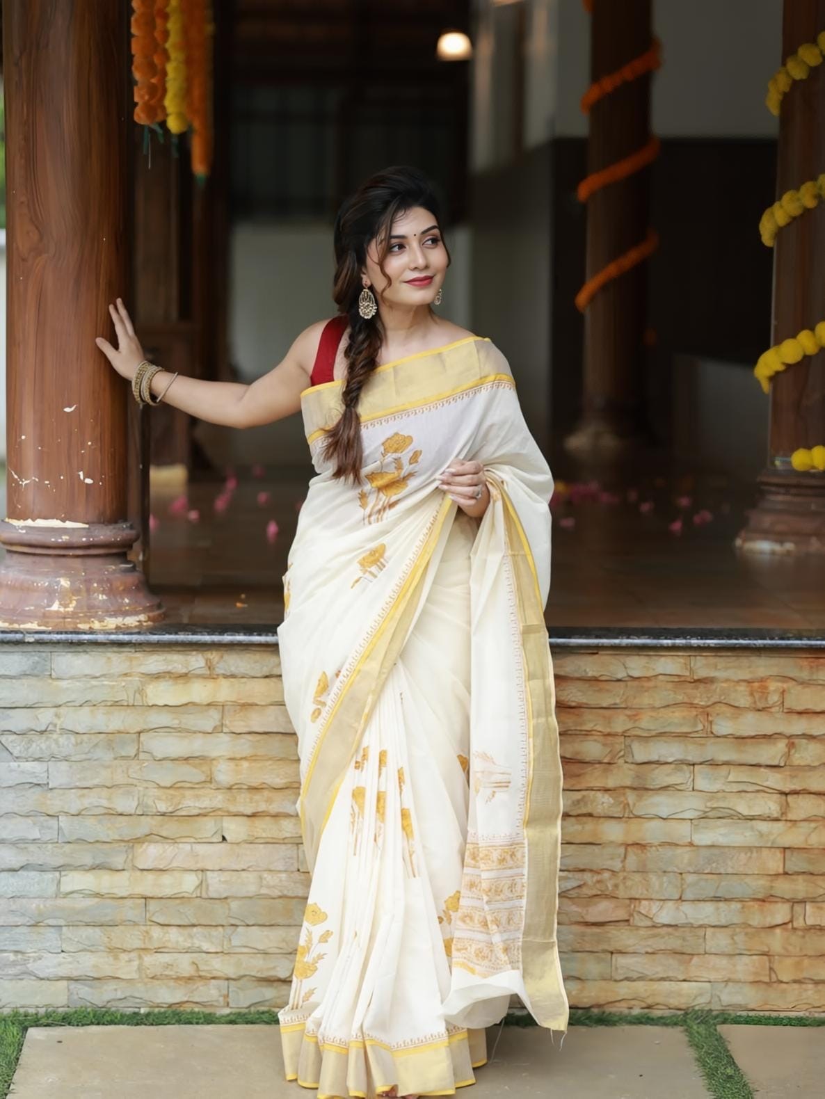 Soft Linen Saree
