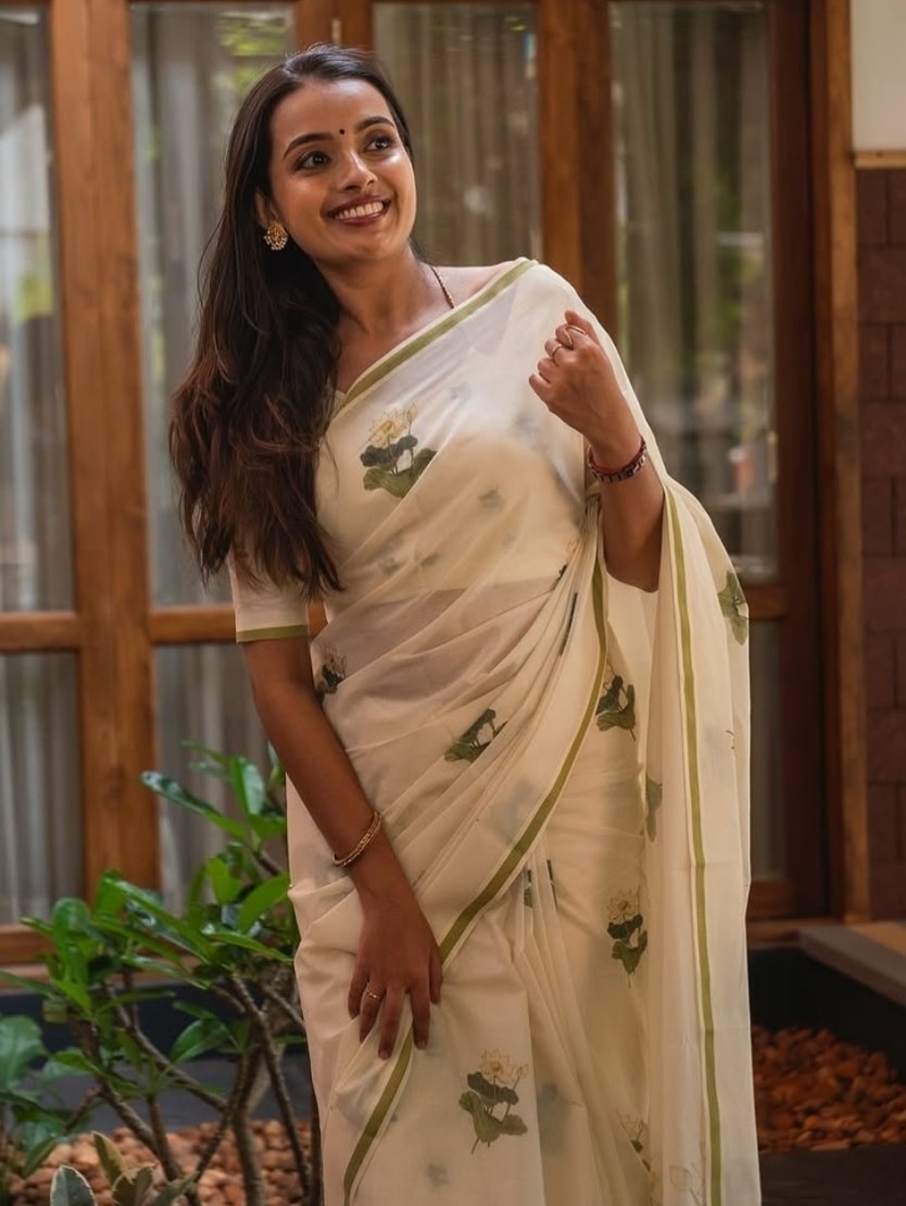 Plain Linen Flower Print