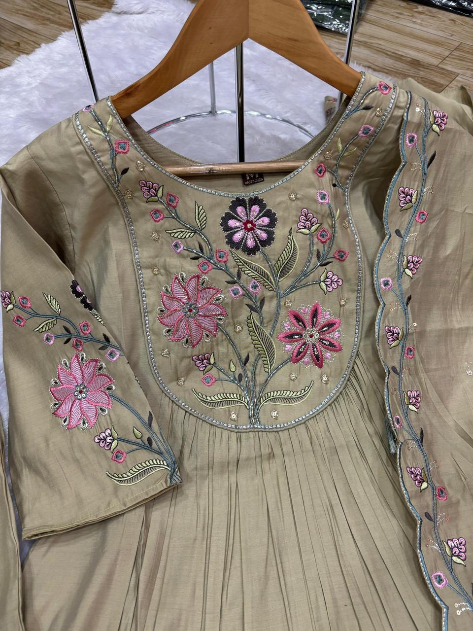 Anarkali Kurta Set (Stitched)