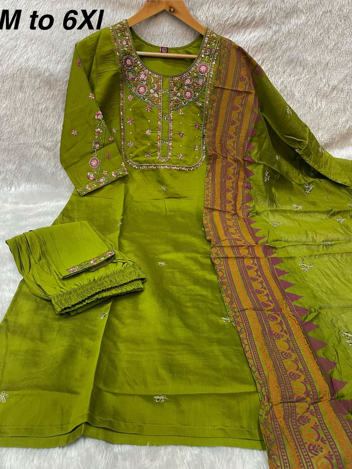 Designer Kurta Set (Stitched)